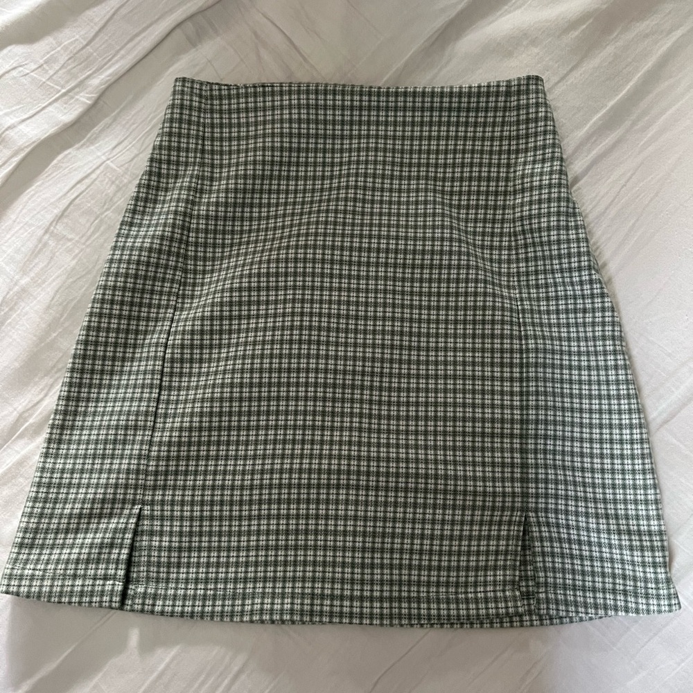 Brandy Melville green and white plaid mini/pencil skirt. One size fits size XS/S